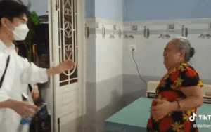 Bí mật từ Hàn Quốc trở về Việt Nam thăm ngoại, 2 chàng trai trẻ khiến dân mạng vỡ òa vì quá đỗi xúc động