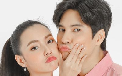 Mookda Narinrak tái hợp bạn diễn Mike Pattaradet lần 3 trong phim chuyển thể từ tiểu thuyết