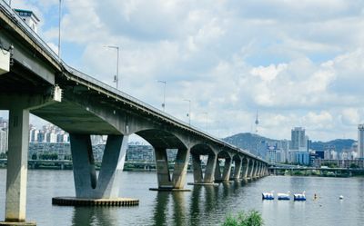 Dùng công nghệ AI ngăn người tự tử trên sông Hàn