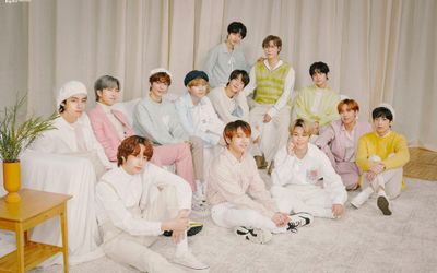 Hậu bối BTS là nghệ sĩ Kpop đầu tiên nhận giải thưởng đặc biệt tại NME Awards 2022