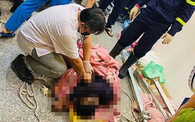 Nguyên nhân ban đầu vụ rơi thang máy khiến hai thợ sửa chữa tử vong thương tâm ở Hà Nội