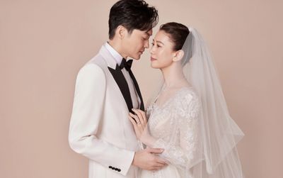Netizen bất mãn vì một Hoa hậu lợi dụng đám cưới để thuận theo 'chiêu trò' của chồng
