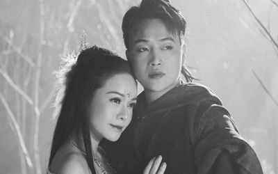 Nhật Kim Anh tình tứ xuất hiện bên Titi, ngọt ngào nhìn nhau say đắm