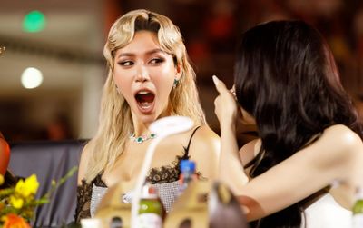 Hết bị hối cưới, Minh Tú 'dở khóc dở cười' vì được khuyên sinh con