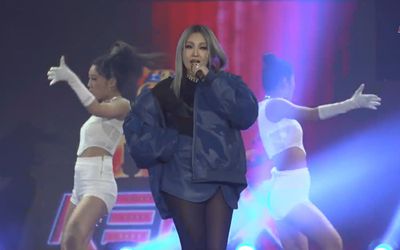'Chị đại' CL diễn loạt hit xập xình, 'nề cà chây cha la cà' chỉ vài giây nhưng giật hết spotlight