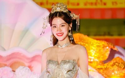 Baifern được khen đẹp tựa nữ thần trong lễ hội đầu năm mới