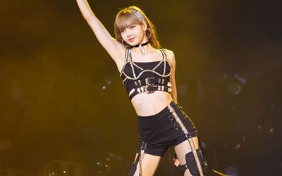 Nổi tiếng khắp thế giới nhưng Lisa vẫn bị đánh giá 'thua toàn tập' trước đàn chị SNSD?
