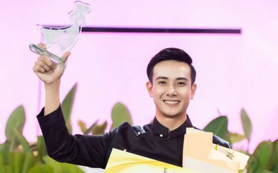 Nam vương Áo dài TP.HCM: Chàng SV ngành xây dựng bén duyên nghề người mẫu, gặt hái nhiều thành tích khủng