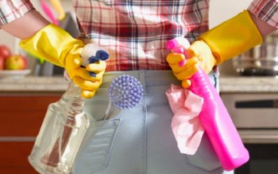 Chồng phải bồi thường 5 tỷ cho vợ sau 25 năm bắt vợ làm việc nhà không công