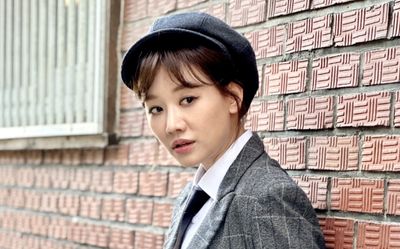 Bị chỉ trích chuyện từ thiện, Hari Won đáp trả cực gắt