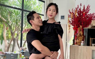 Lý Hải khoe ảnh bồng bế con gái, dân tình chỉ ra chi tiết dự đoán nhóc tỳ sẽ thành hoa hậu tương lai