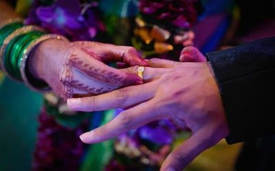 Chê cô dâu học dốt, chú rể đùng đùng hủy hôn khỏi cưới xin