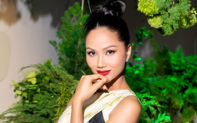 H'Hen Niê lí giải nguyên nhân luôn tràn đầy sức sống dù tất bật 'chạy show'