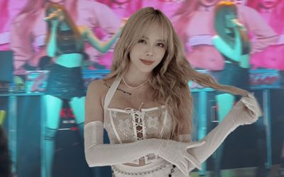 Diện trang phục gợi cảm đi hát, dân mạng ngỡ ngàng trước chi tiết 'cực phẩm' của Thiều Bảo Trâm