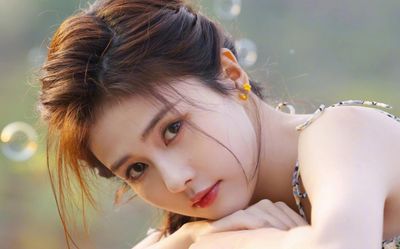 Bạch Lộc công khai tình cảm với một ngôi sao đình đám