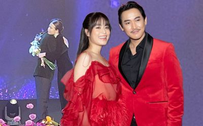 Hoàng Thùy Linh - Hứa Vĩ Văn ôm nhau khóc nức nở sau 10 năm gặp lại