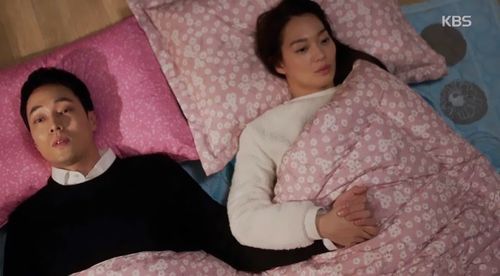 So Ji Sub và Shin Min Ah bất ngờ có cảnh giường chiếu trong sáng