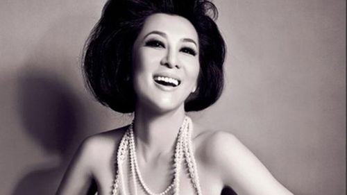 MC Kỳ Duyên kiêu kỳ với phong cách trang điểm cổ điển