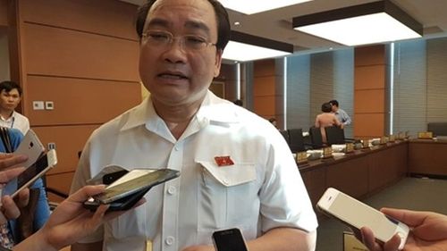 Vụ đánh nữ nhân viên hàng không: Hà Nội yêu cầu công khai xin lỗi