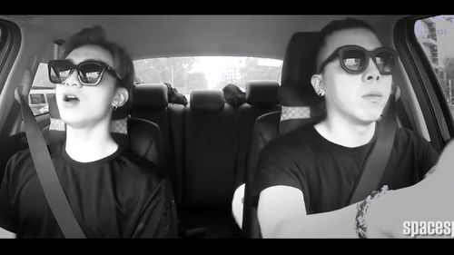 Clip: Bản cover remix 'Vài lần đón đưa' trên ô tô cực chất của Soobin Hoàng Sơn và Touliver