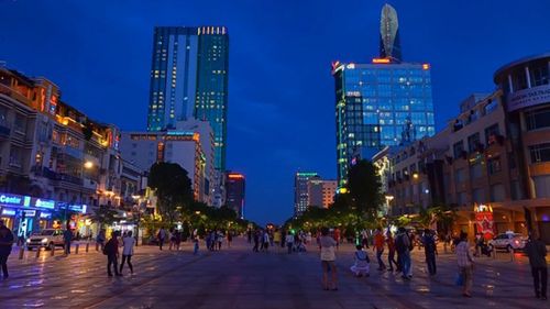Chỉ mới tồn tại hơn 1 năm, nhưng phố đi bộ Nguyễn Huệ đã vô cùng thân thương với người Sài Gòn thế này rồi!