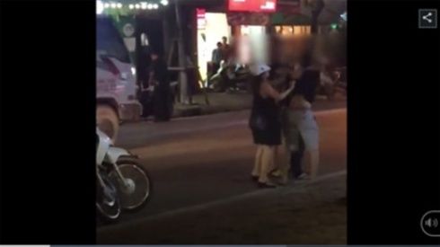 Điều tra việc 'hảo hán' hành hung người 'nhìn đểu'