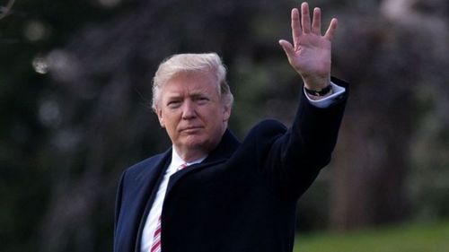 Tổng thống Trump đăng Twitter đến Việt Nam