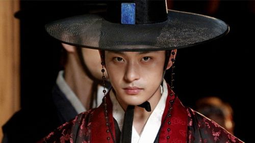 Nam diễn viên Jeon Tae Soo của 'Sungkyunkwan Scandal' tự tử ở tuổi 34 vì trầm cảm