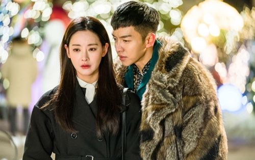 Netizen gào thét tên biên kịch Hong Sisters vì kết thúc buồn của 'Hwayugi'