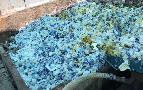 Tiêu hủy lô hàng giả trị giá nhiều tỷ đồng