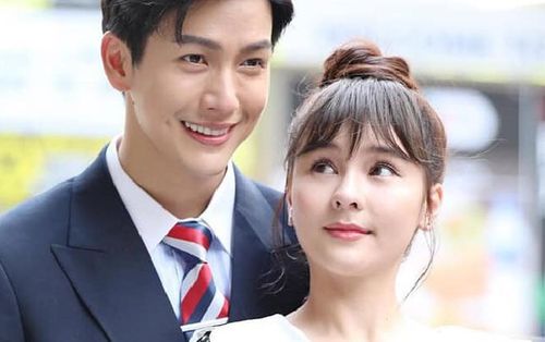 'Sam Sam đến rồi' phiên bản Thái khai máy, xác nhận Push Puttichai và Aom Sushar đóng chính