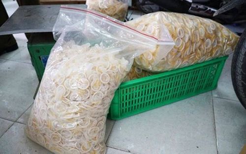 Đường dây làm bao cao su giả ở Sài Gòn