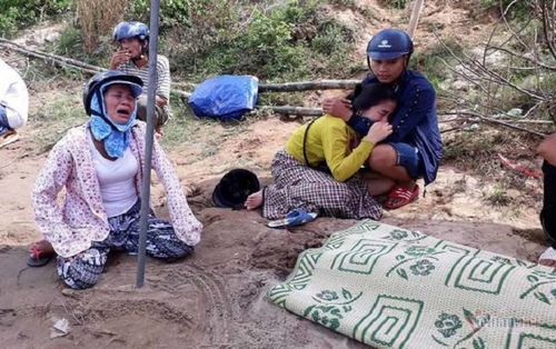 Tìm thấy thi thể người bố và cháu bé trong vụ vợ chồng trẻ ôm con nhỏ 15 tháng tuổi nhảy sông Thạch Hãn tự tử