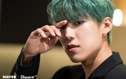 Nguyên nhân khiến Park Woo Jin (AB6IX) không thể xuất hiện trên sân khấu biểu diễn