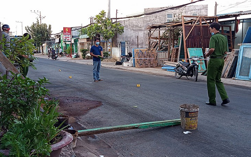 Mang hung khí đến nhà đối thủ để giải quyết mâu thuẫn, nam thanh niên bị chém tử vong