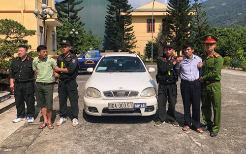 Bắt 3 đối tượng vận chuyển 30 bánh ma túy bên trong xe tập lái