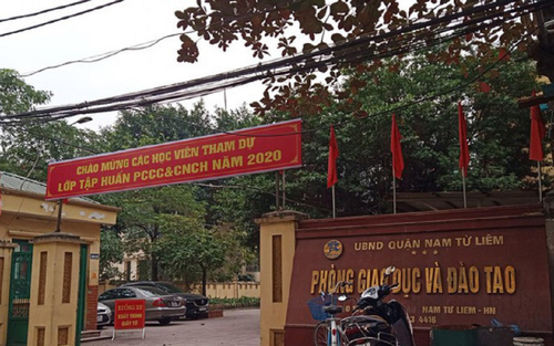 Nghi lộ đề thi, 3.000 học sinh Hà Nội đột ngột dừng làm bài