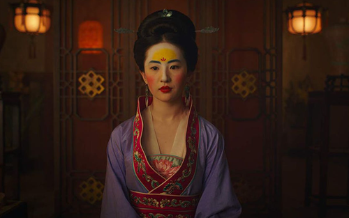 Lưu Diệc Phi giật được giải thưởng của Anh nhờ vào... fan Trung Quốc ùa vào bình chọn?