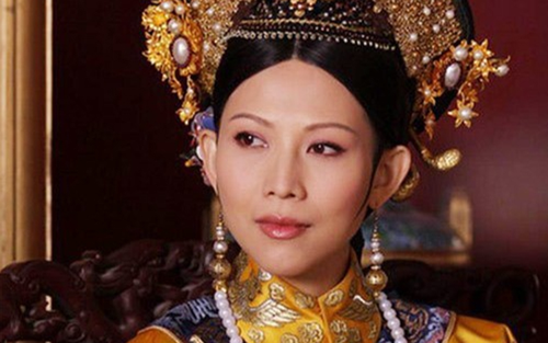Đạo diễn Trịnh Hiểu Long từng hối hận khi mời Thái Thiếu Phân đóng Chân Hoàn truyện