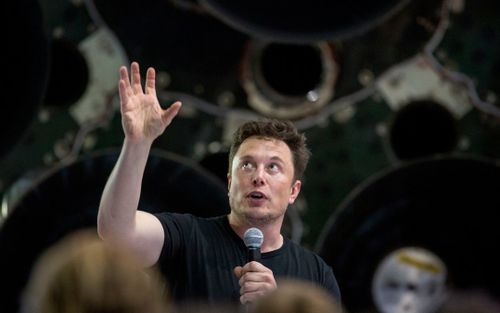 Quyển sách năm 1953 tiên đoán sẽ có một 'Elon' dẫn dắt nhân loại lên sao Hoả
