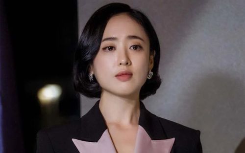 Sự nghiệp ấn tượng của chị đại Kim Min Jung trước khi sánh đôi với Ji Sung trong 'The Devil Judge'