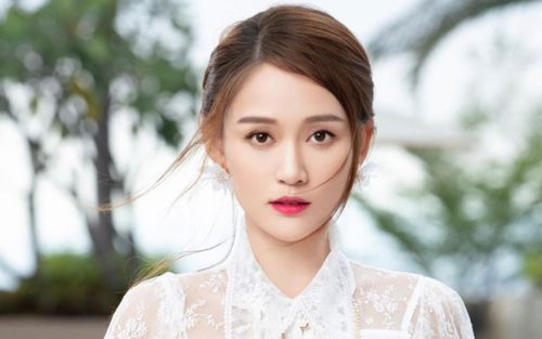 'Đông Phương Bất Bại' Trần Kiều Ân làm điều này trong khi tắm để có da đẹp vạn người mê