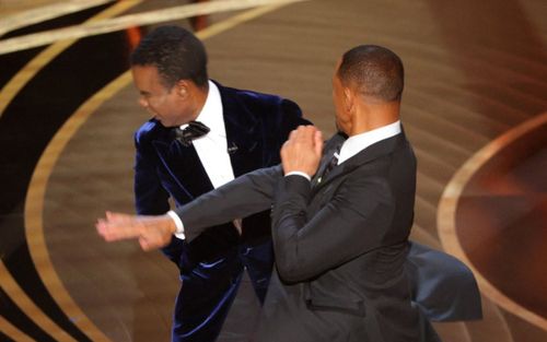 Oscar 2022: Hé lộ nguyên nhân Will Smith lên sân khấu 'đi đường quyền' vào mặt đồng nghiệp