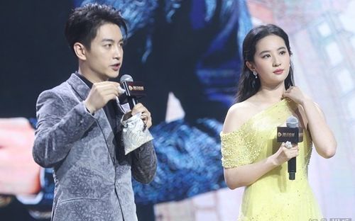 Lộ bằng chứng Lưu Diệc Phi và Trần Hiểu cố tình tránh mặt nhau hậu lùm xùm với Trần Nghiên Hy