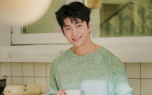 Kang Tae Oh tiết lộ cảnh quay yêu thích nhất trong Nữ Luật Sư Kỳ Lạ Woo Young Woo