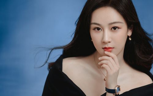 Dương Tử bị réo tên vì nghi ngờ trốn thuế, có đi vào vết xe đổ của Đặng Luân - Trịnh Sảng?