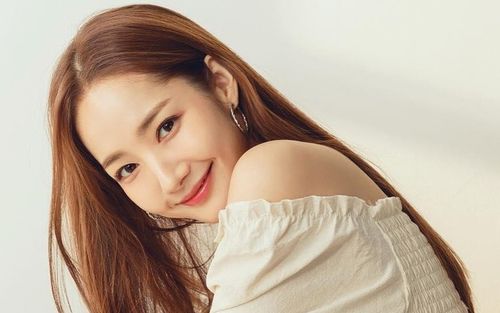 Không chỉ Park Min Young, mỹ nhân dao kéo này cũng khiến khán giả ngỡ ngàng vì sự nghiệp tụt dốc