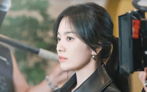 Sở hữu góc nghiêng thần thánh, bảo sao Song Hye Kyo lại khiến cánh mày râu mê đắm