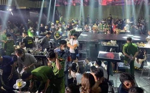 Đột kích vào vũ trường lớn nhất Hải Phòng, giám định ma túy hơn 380 'dân chơi'