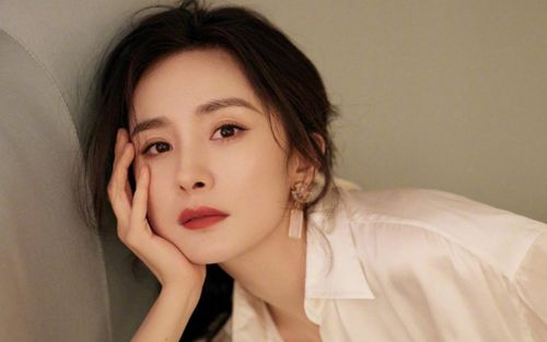 Dương Mịch quyết định tái hôn ở tuổi 36, còn giấu fan đi thử váy cưới?
